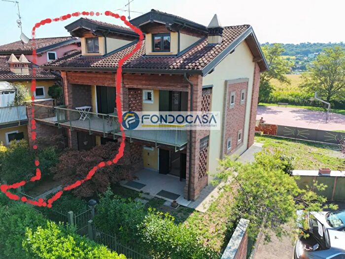 Casa con 5 locali in vendita in Via Malocco di Sotto, Lonato