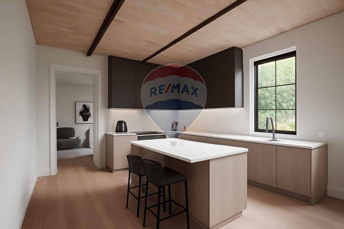 Casa con 8 locali in vendita in Contrada Sabbioni Snc, Lanciano