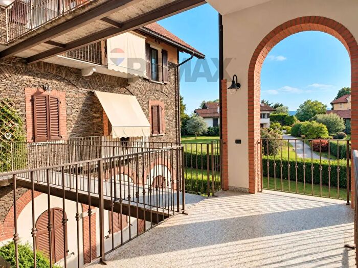 Appartamento trilocale in vendita in Via della Quiete, Verbania