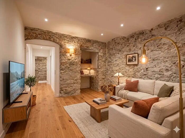 Appartamento con 5 locali in vendita in Via del Pratellino, Firenze