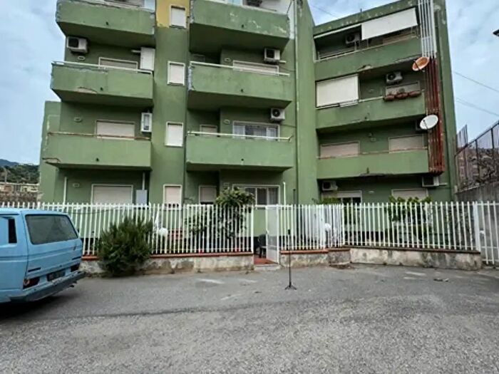Appartamento quadrilocale in vendita in Viale Gazzi, Messina