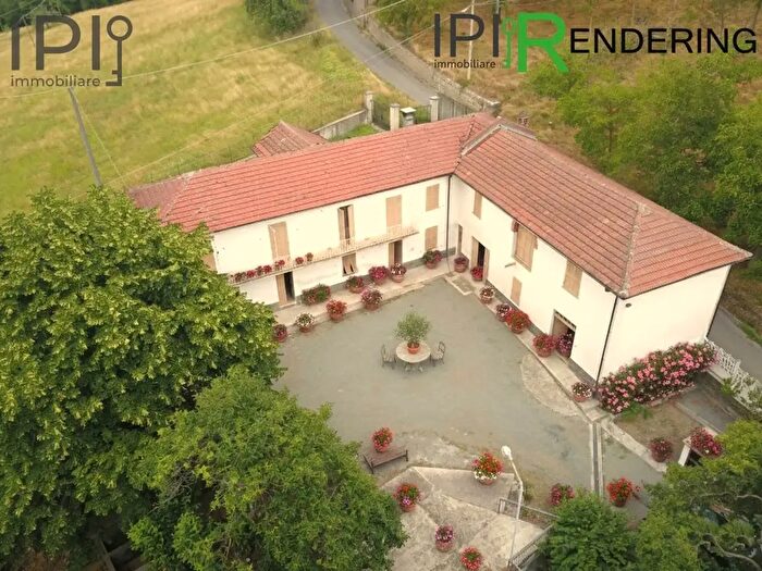 Casa con 10 locali in vendita in Regione Molli, Melazzo