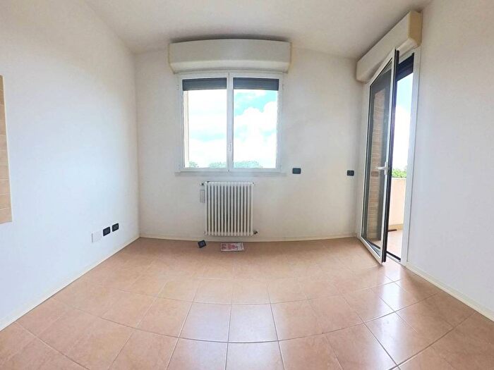 Appartamento bilocale in affitto in Via Ugo Lenzi, Centro, Budrio