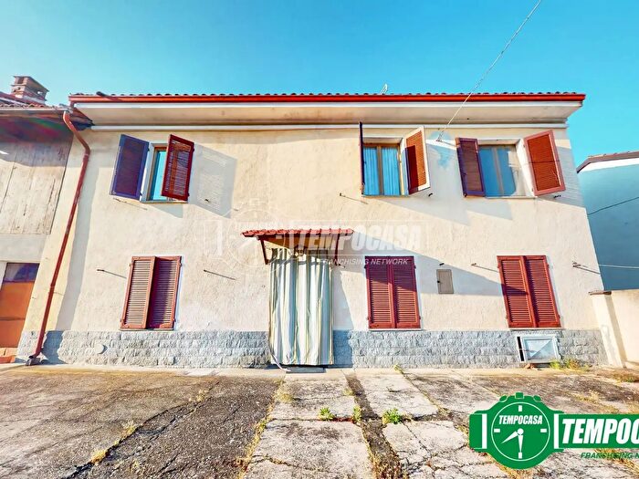 Casa con 6 locali in vendita in Mirabello Monferrato