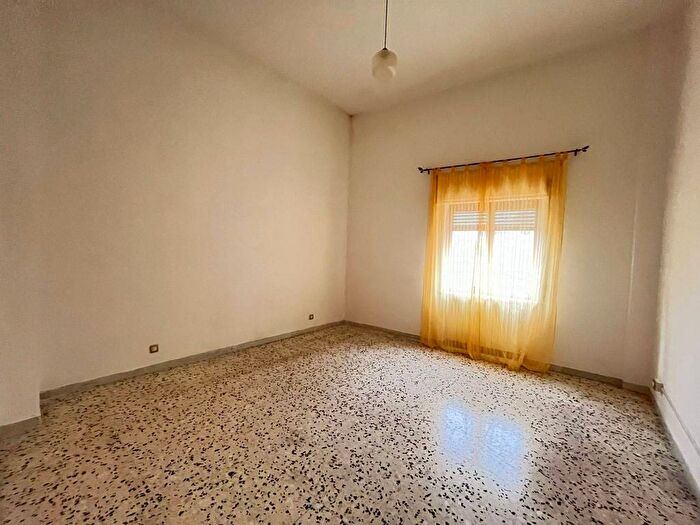 Appartamento trilocale in affitto in Via Ettore Vitale, Pontegrande SantElia, Catanzaro