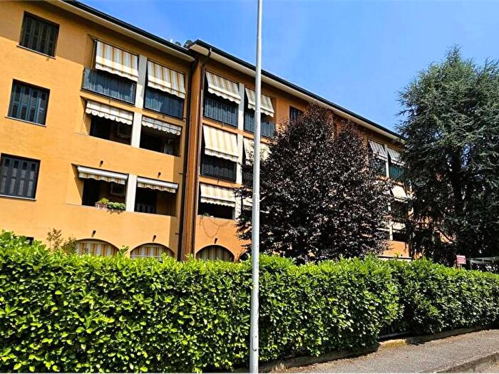 Appartamento trilocale in affitto in Piazza Ruffilli, Centro, Cernusco sul Naviglio