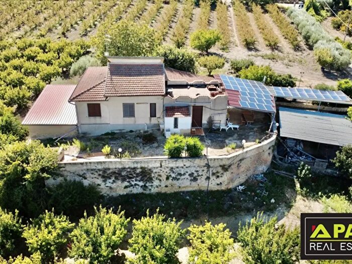 Casa in vendita in Canicattì, Canicatti'