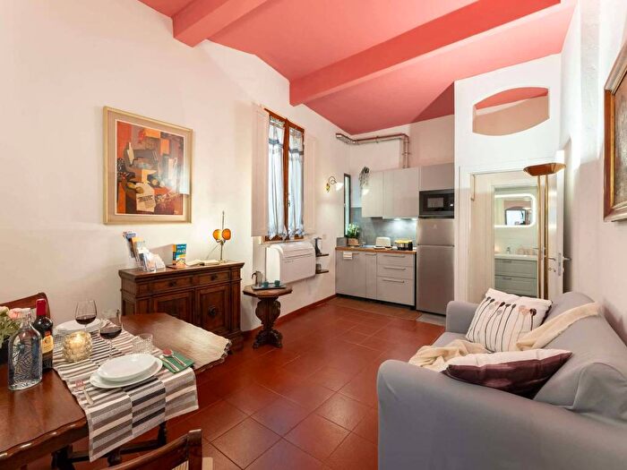 Appartamento bilocale in affitto in Piazza de' Pitti, Ponte Vecchio Pitti, Firenze
