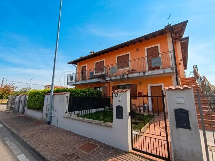 Appartamento trilocale in vendita in Via Paolo Borsellino, Montodine
