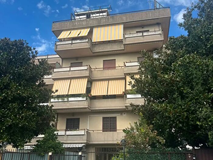 Appartamento bilocale in vendita in Via Cerchiara, Roma