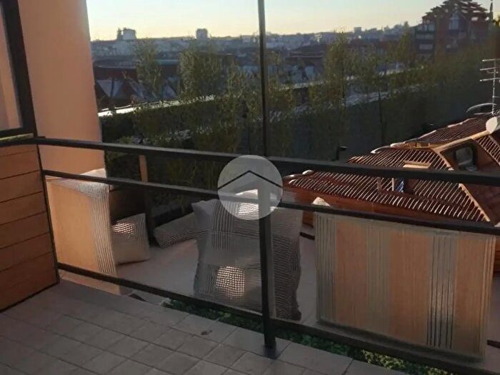 Appartamento trilocale in affitto in Vicolo Fossetto, Verona