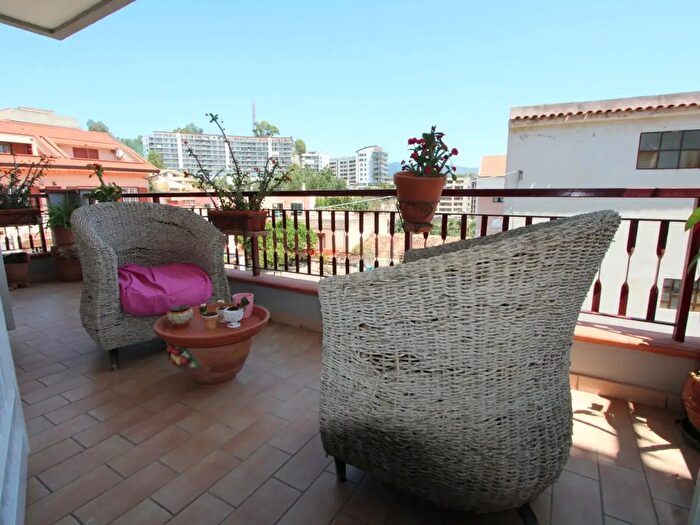 Appartamento trilocale in vendita in Via Montepiselli, Messina