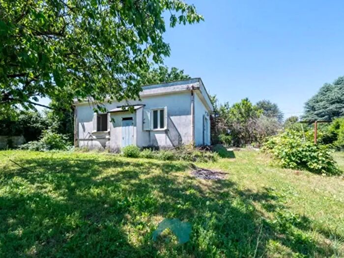 Casa bilocale in vendita in Strada Ventiquattresima, Labico