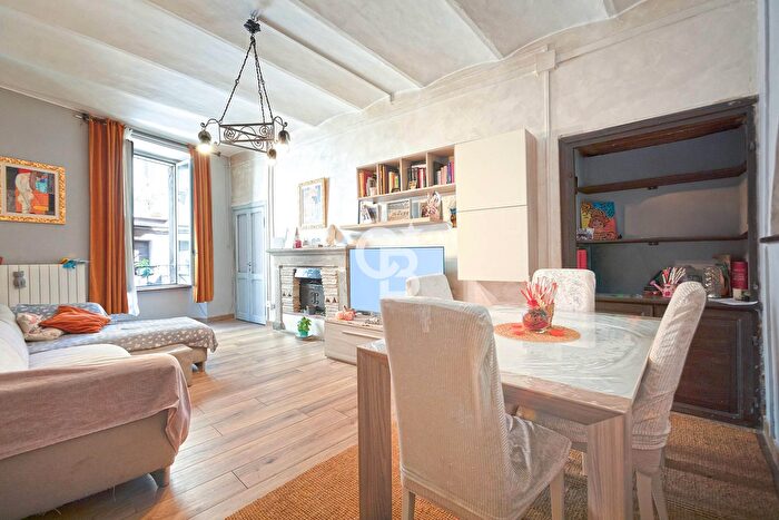 Appartamento quadrilocale in vendita in Via Giuseppe Mazzini, Viterbo