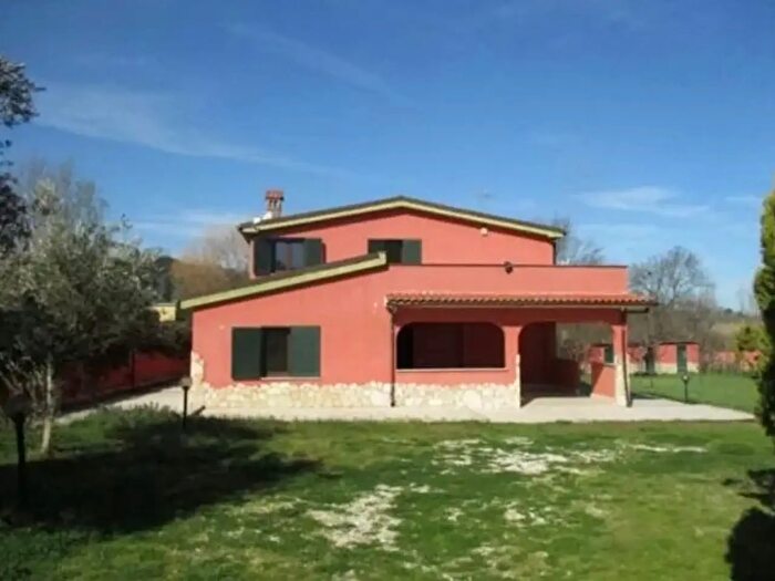 Casa quadrilocale in affitto in Strada di Fonte Lucarello, Palombara Sabina