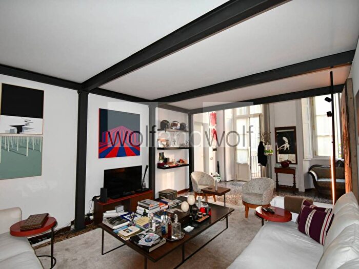 Appartamento trilocale in affitto in Via Santa Maria Fulcorina, Duomo, Milano