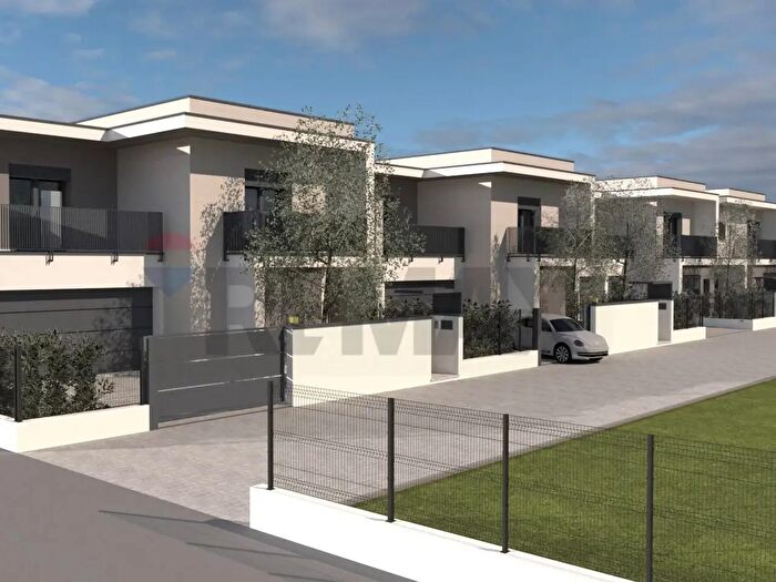 Appartamento trilocale in vendita in Via Gemona del Friuli, Gallarate