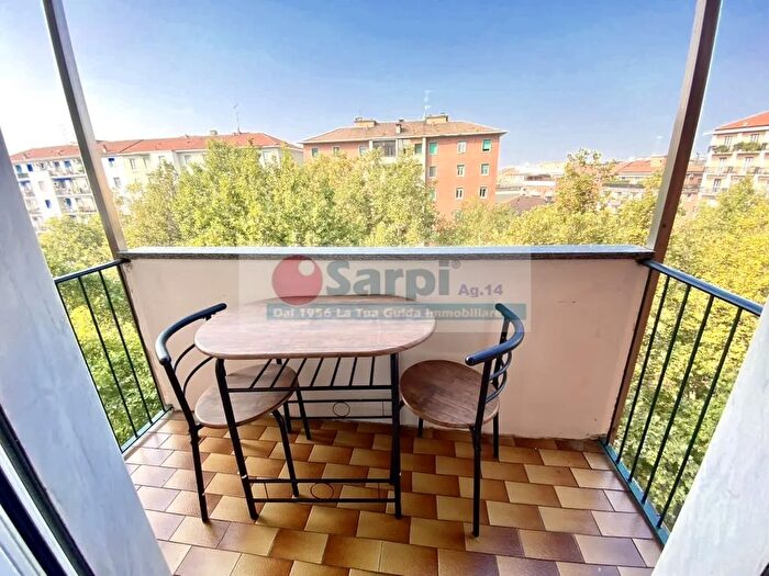 Appartamento bilocale in affitto in Viale Pisa, Milano