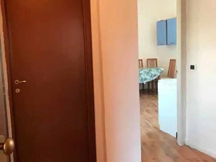 Appartamento trilocale in affitto in Via Grivola, Torino