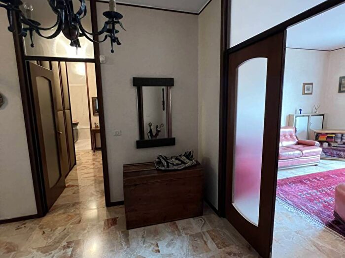 Appartamento trilocale in affitto in Via Celio, San Siro, Milano