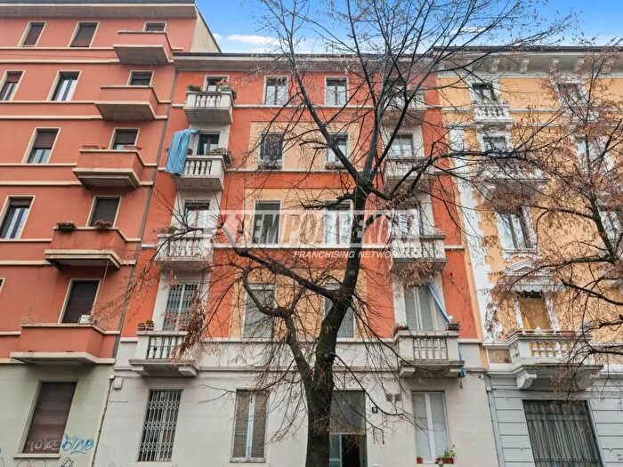 Appartamento monolocale in vendita in Via Canaletto, Milano