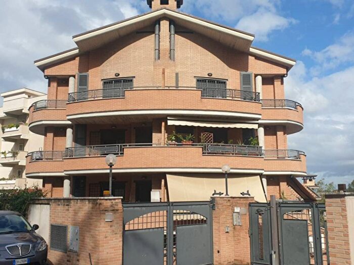 Appartamento bilocale in affitto in Via della Rimessola, Monte Mario Trionfale, Roma