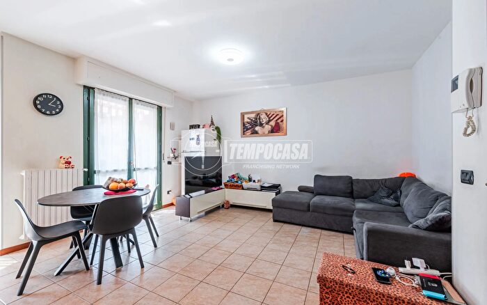 Appartamento bilocale in vendita in Via Pier della Francesca, Trezzano Sul Naviglio