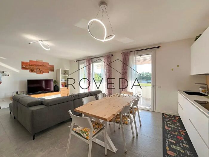 Appartamento trilocale in vendita in Via Giuseppe Berto, Treviso