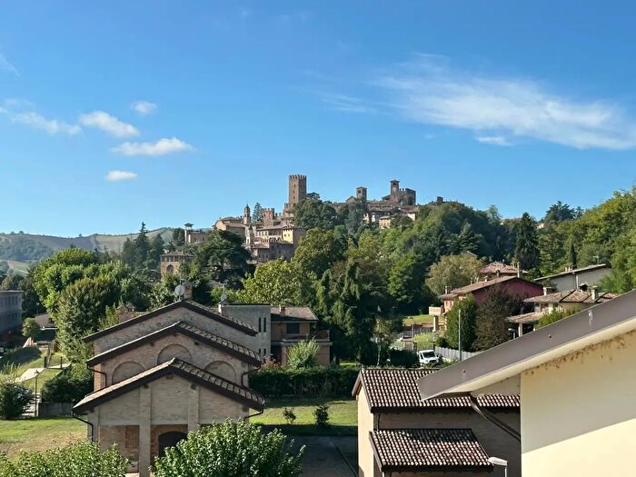 Appartamento trilocale in vendita in Via I Maggio, Castell'Arquato