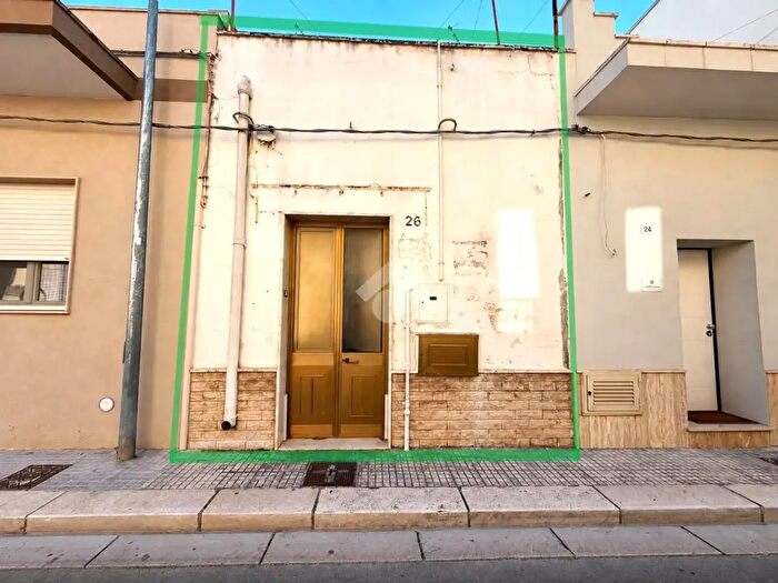 Casa bilocale in vendita in Via Francesco Muscogiuri, Mesagne