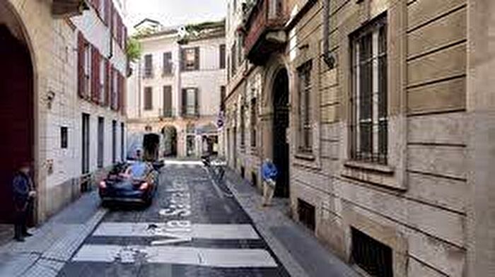 Casa quadrilocale in affitto in Via Santa Marta, Carrobbio, Milano