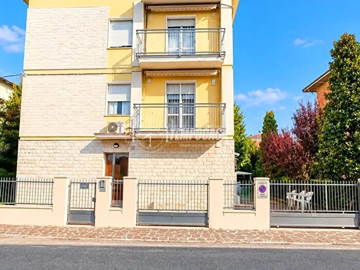 Appartamento quadrilocale in vendita in Via Messina, Modena