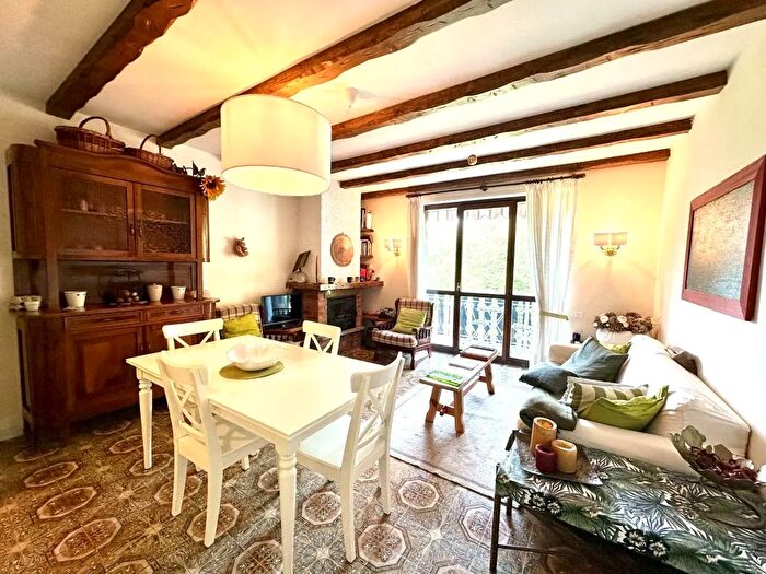 Appartamento trilocale in vendita in Via Milano, Casargo