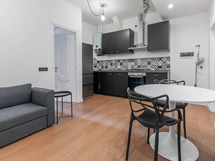 Appartamento bilocale in affitto in Via Giovanni Battista Varé, Bovisa, Milano