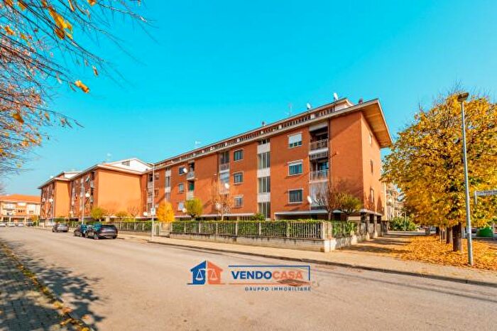 Appartamento quadrilocale in vendita in Via Gozzano, Bra