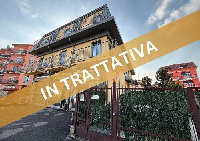 Appartamento quadrilocale in vendita in Corso Europa, Solaro
