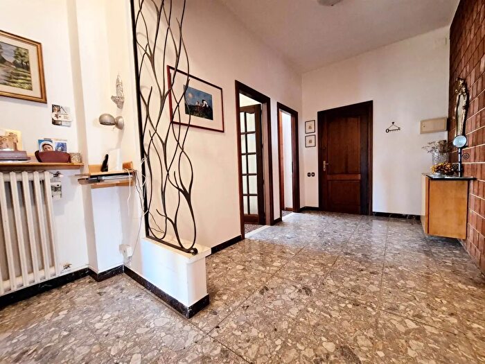 Appartamento con 5 locali in vendita in Ancona