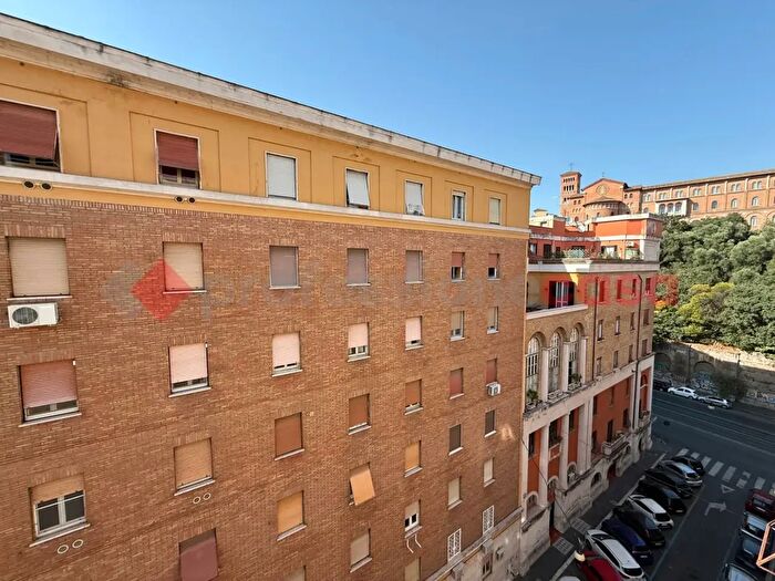 Appartamento bilocale in vendita in Via Pietro Querini, Roma