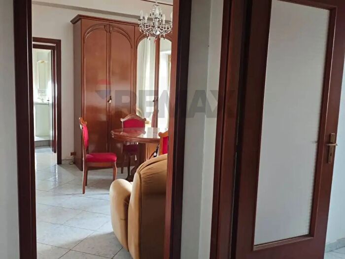 Appartamento trilocale in vendita in Via Liguria, Catania