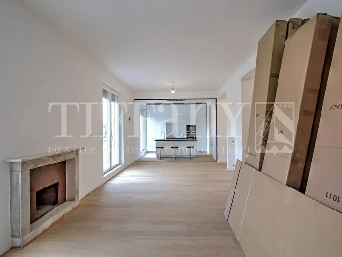 Appartamento trilocale in affitto in Via Ruggero Fauro, Roma