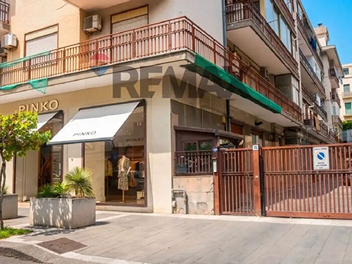 Appartamento con 5 locali in vendita in Corso Italia, Catania