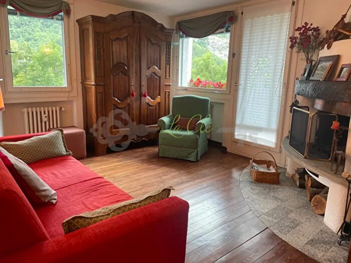 Appartamento trilocale in affitto in Courmayeur