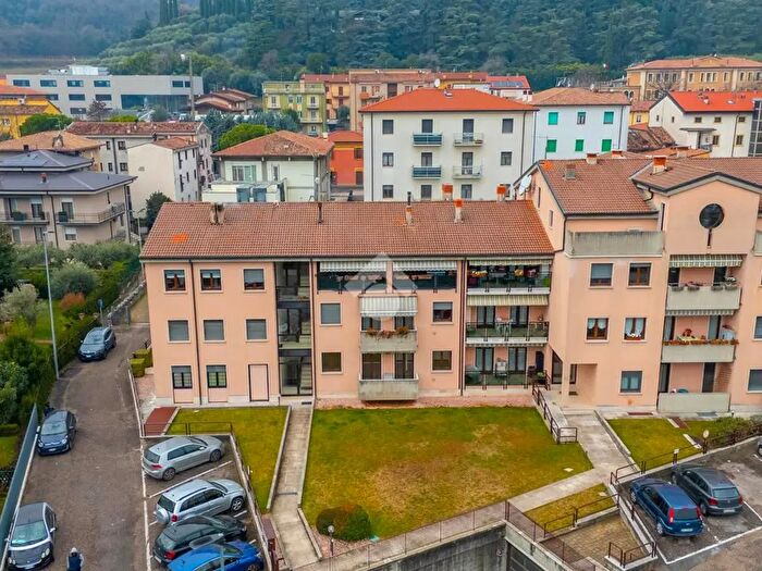 Appartamento con 5 locali in vendita in Via Enrico Fermi, Grezzana