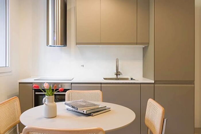 Appartamento monolocale in vendita in Via Monte Altissimo Milano, Milano