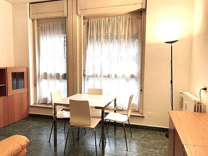 Appartamento monolocale in affitto in Viale Belisario, Pagano, Milano