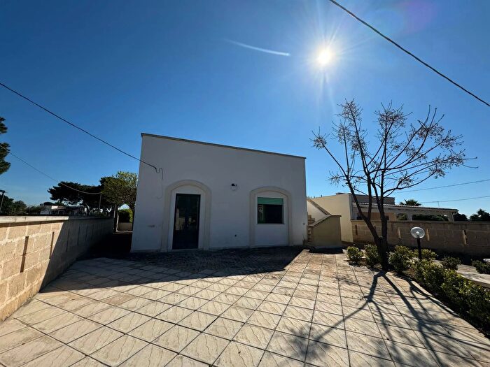 Casa trilocale in vendita in Strada Provinciale per Borraco Manduria, Manduria