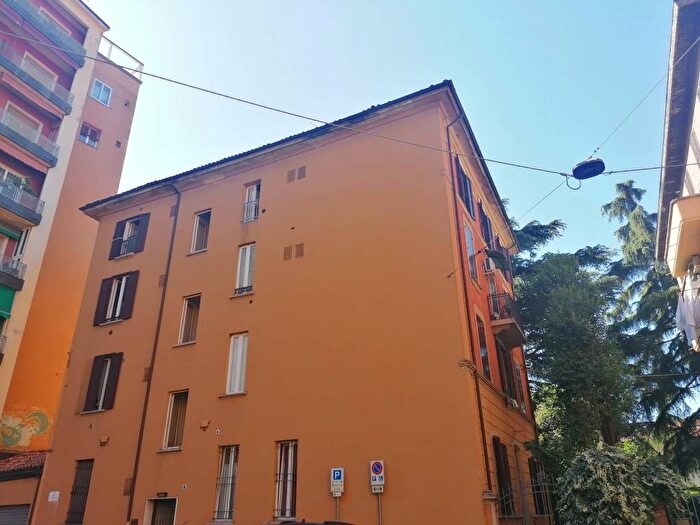 Appartamento bilocale in affitto in Via Antonio di Vincenzo, Bolognina, Bologna