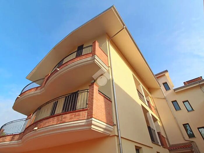 Appartamento trilocale in vendita in Viale dei Pini, Giulianova