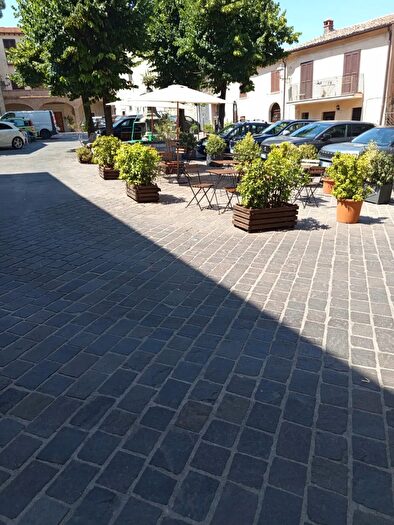 Appartamento con 6 locali in vendita in Via del Sole, Montelibretti