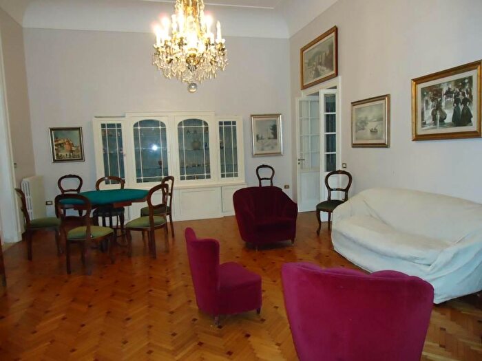 Appartamento trilocale in vendita in Via Vaccari, Marsala